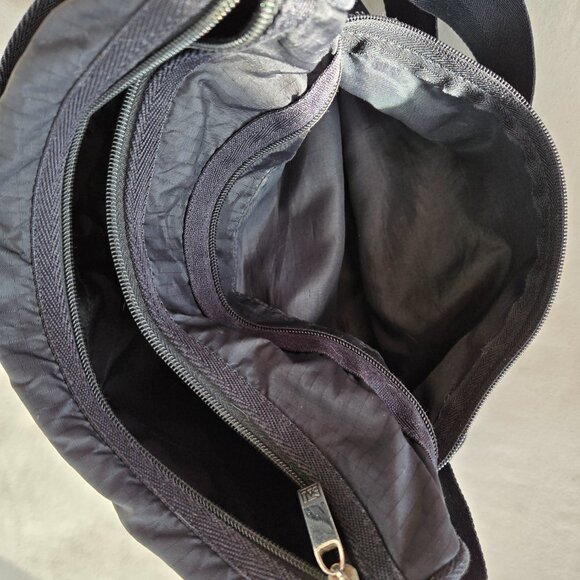 Gal Brand Black nylon cross body - Picture 6 of 12